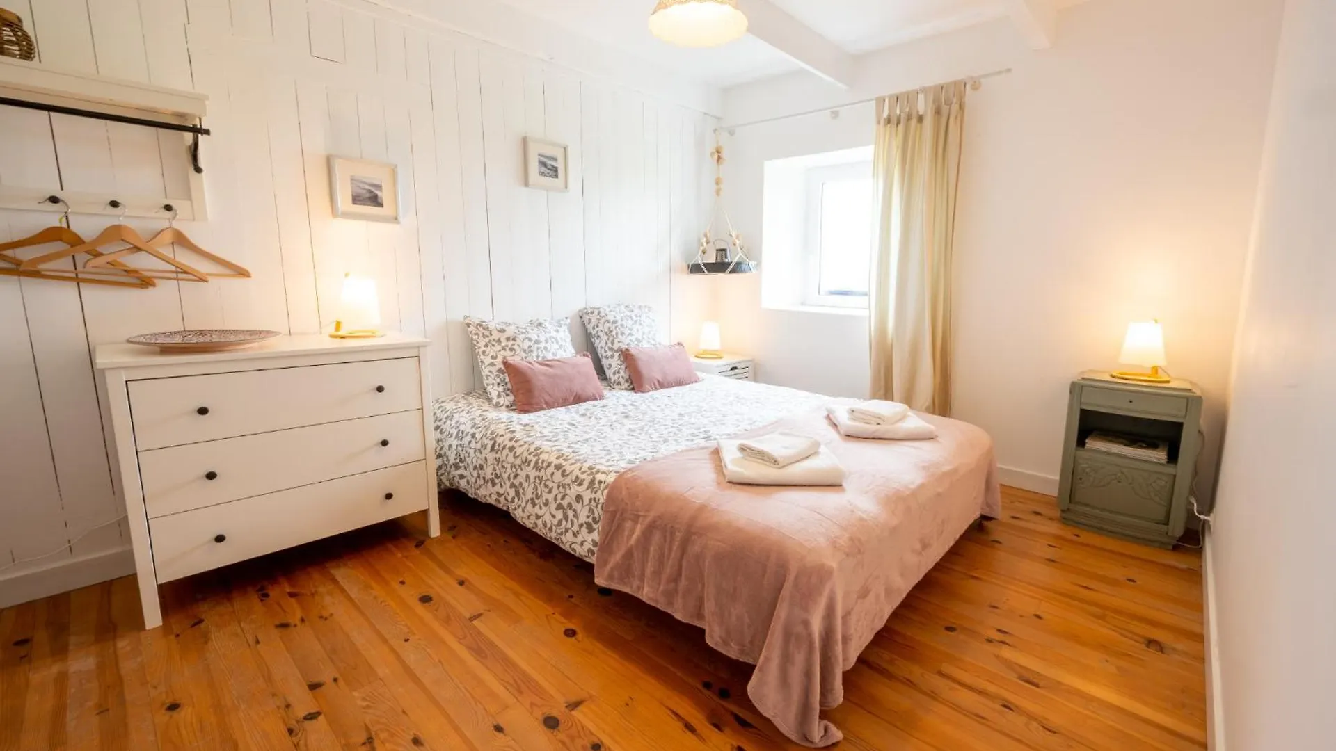 Ker Gana Sauna, Jacuzzi, Poele A Bois Plourin  0*, Plourin (Finistere)